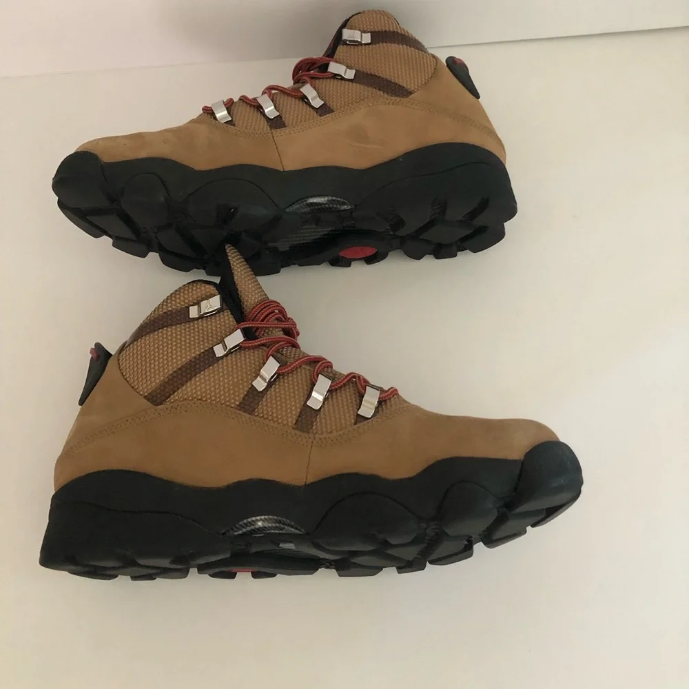 Nike Air Jordan - Picture 4 of 7